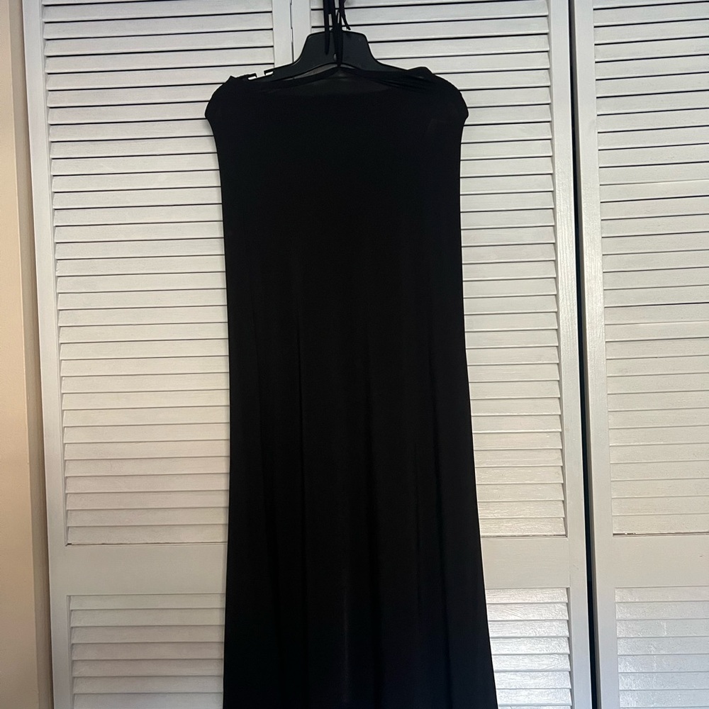 Elegant Black Maxi Dress
